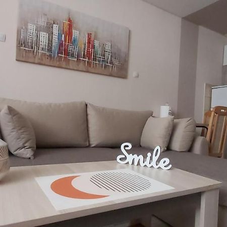 Square Apartment Paraćin Zewnętrze zdjęcie