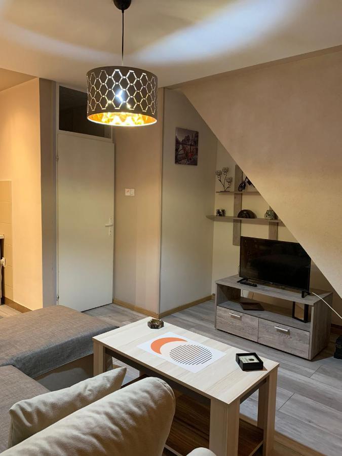 Square Apartment Paraćin Zewnętrze zdjęcie