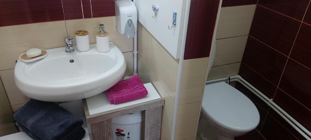 Square Apartment Paraćin Zewnętrze zdjęcie