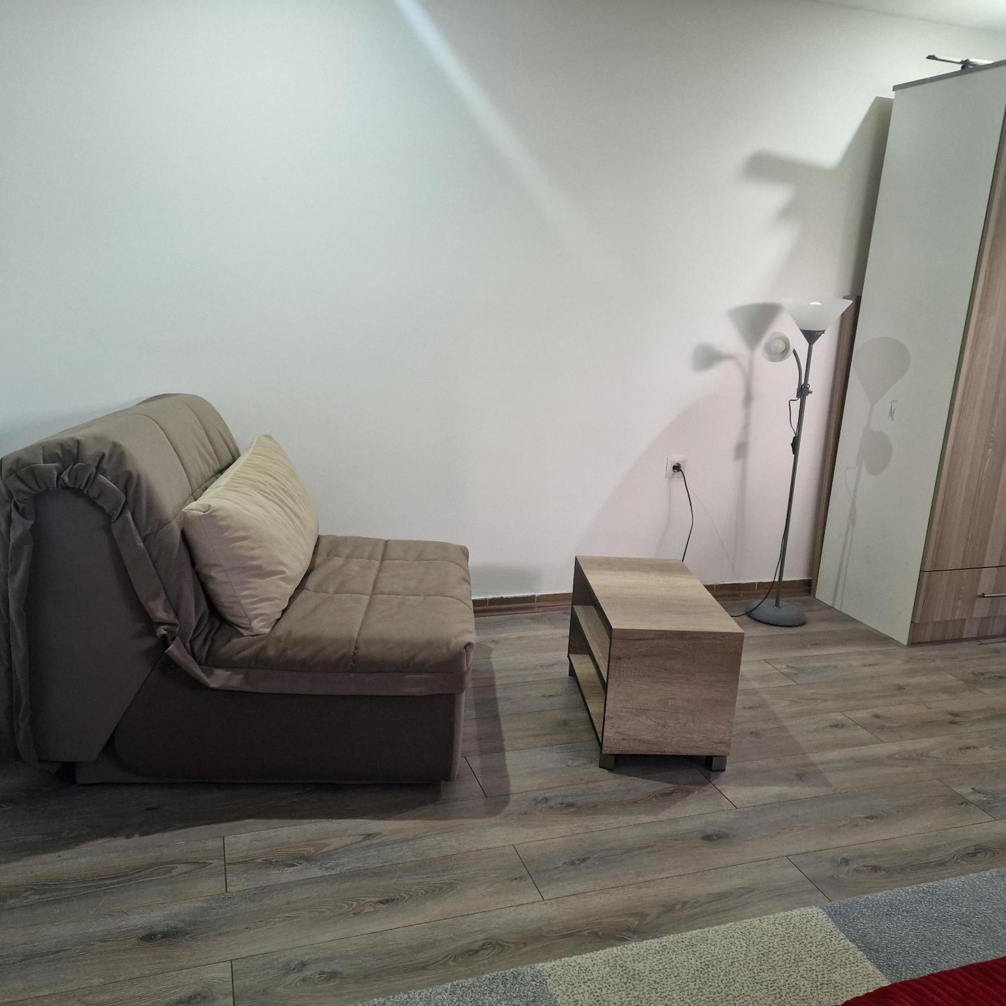 Square Apartment Paraćin Zewnętrze zdjęcie