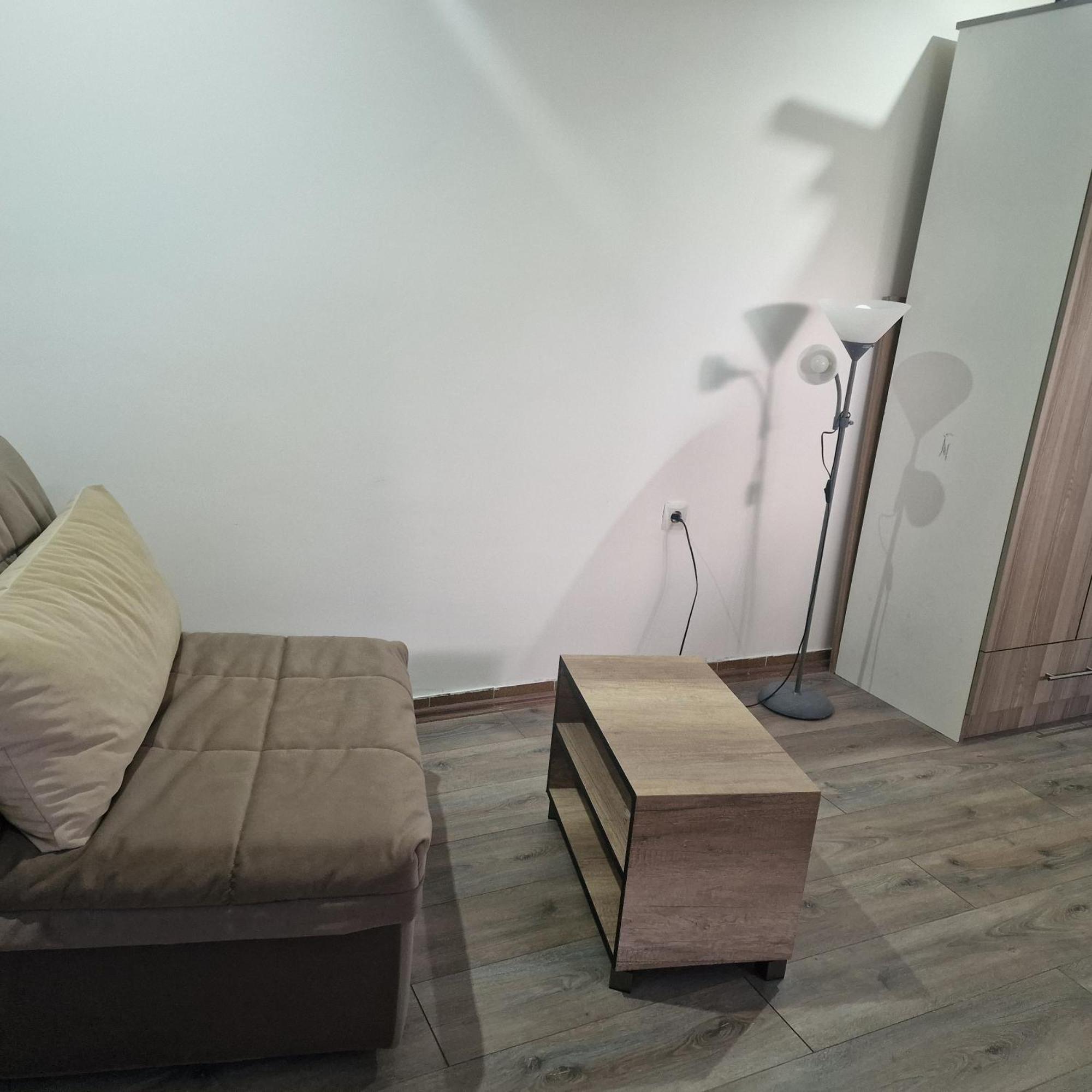 Square Apartment Paraćin Zewnętrze zdjęcie